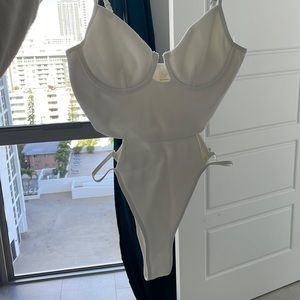 x Revolve Michael Costello Granger One Piece size small